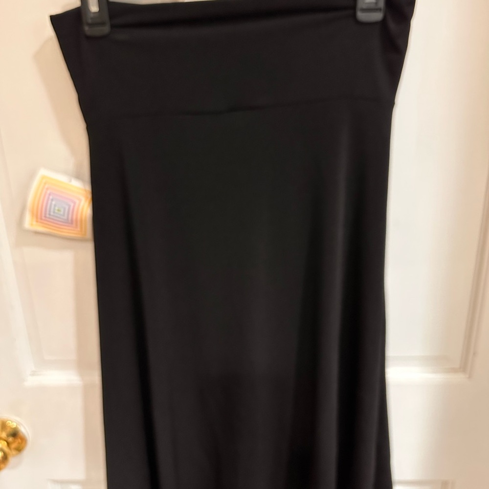 LuLaRoe Classic Black Midi Skirt